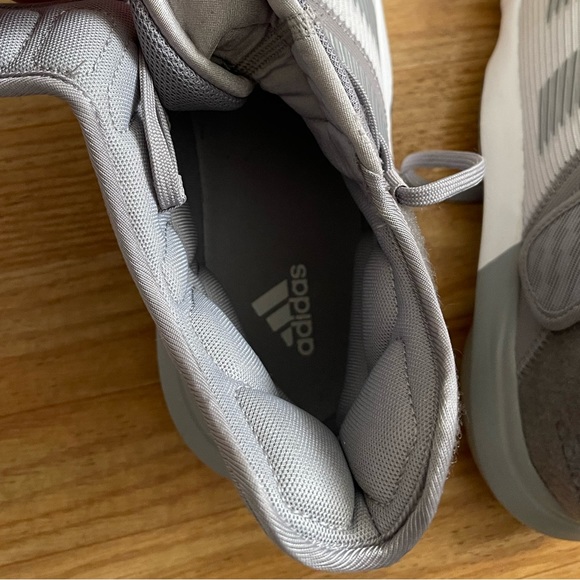 Men’s Adidas Harden B/E 3 basketball shoes, gray/white, size 10 - Picture 9 of 10